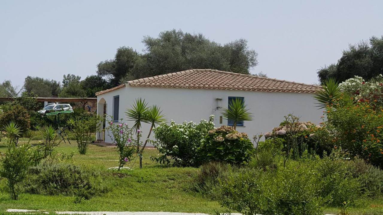 Hotel Baia Cea Bari Sardo Exteriör bild
