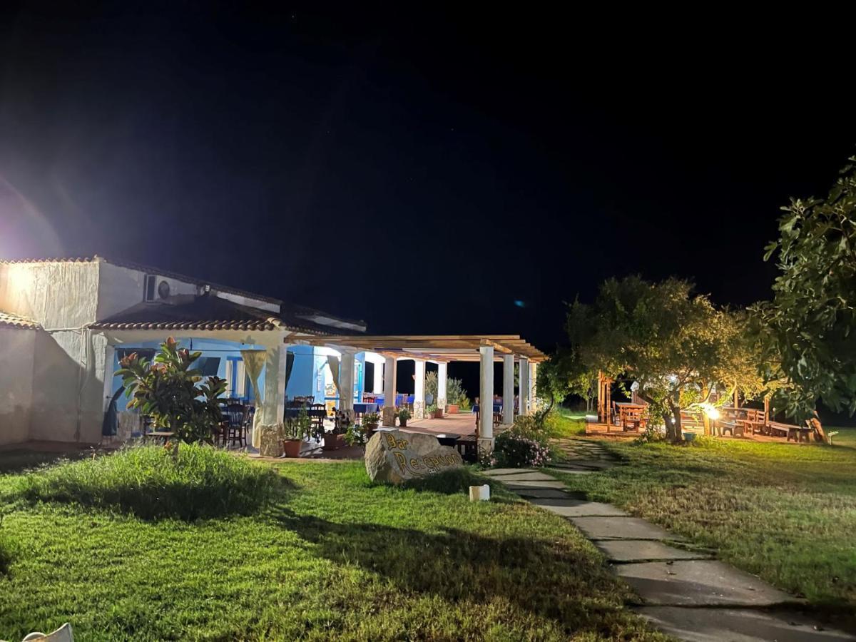 Hotel Baia Cea Bari Sardo Exteriör bild