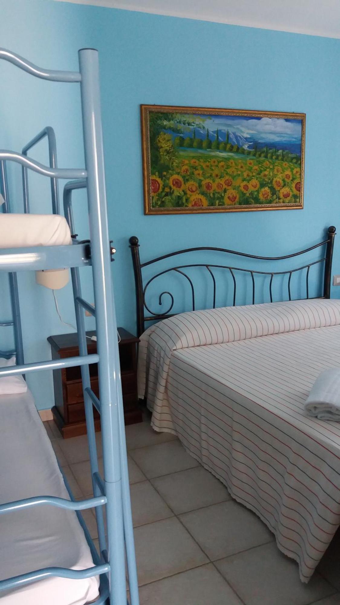 Hotel Baia Cea Bari Sardo Exteriör bild